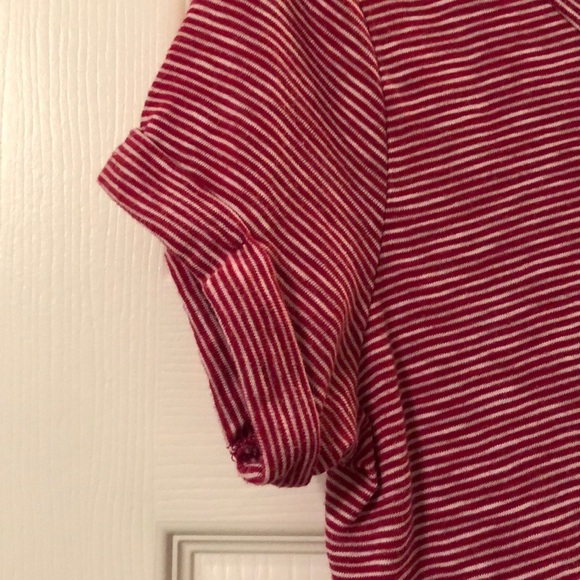 Tie front tee with cuffed sleeves - Picture 4 of 5